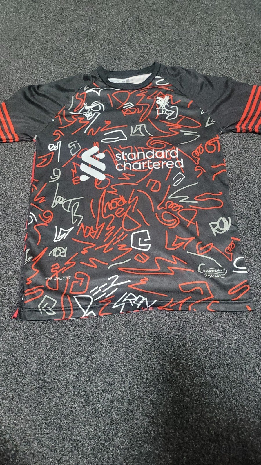 Liverpool Voetbaltenue - Nieuw en Ongebruikt, Maat XS of kleiner, Ophalen, Nieuw, Set