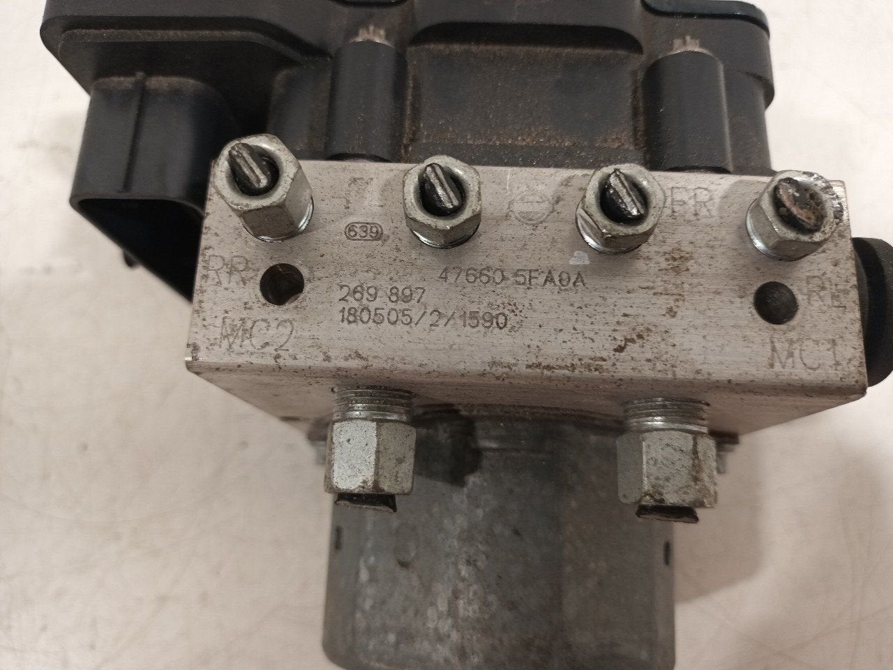 Abs pomp Nissan Micra, Onderdelen@venauto.nl, Van der Ven Autorecycling B.V., Gebruikt, Ettenseweg 76, 4706 PB Roosendaal, The Netherlands
