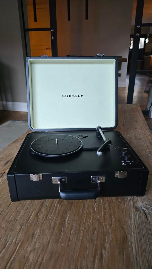 Crosley Portfolio Bluetooth Platenspeler Zwart CR6252A-BK4, Overige merken, Pitch-regelaar, Ophalen of Verzenden, Zo goed als nieuw