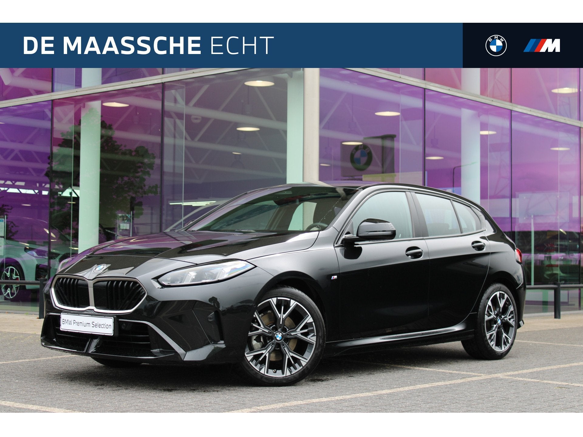 BMW 1 Serie 120 M Sport Automaat / Sportstoelen / Comfort Ac, Auto's, Gebruikt, 156 pk, Met garantie (alle), Zwart