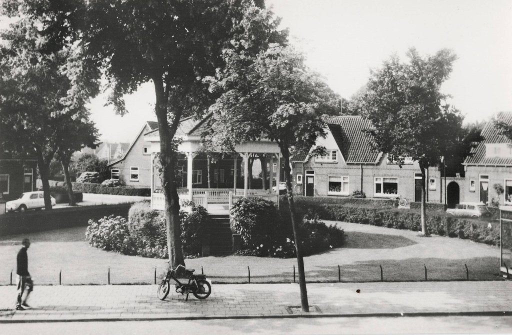 Middelharnis – Burg. Boumanplein., Ophalen of Verzenden, 1960 tot 1980, Ongelopen, Zuid-Holland