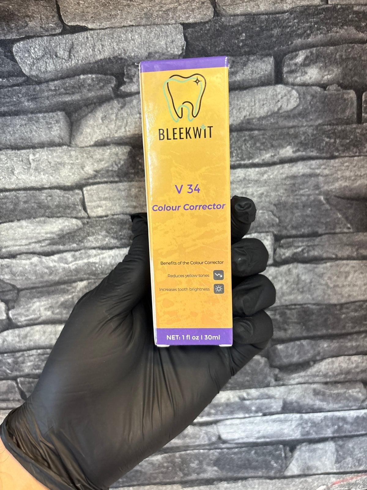 Bleekwit V34 Colour Corrector - Tandenbleker, Ophalen of Verzenden, Nieuw, Overige typen