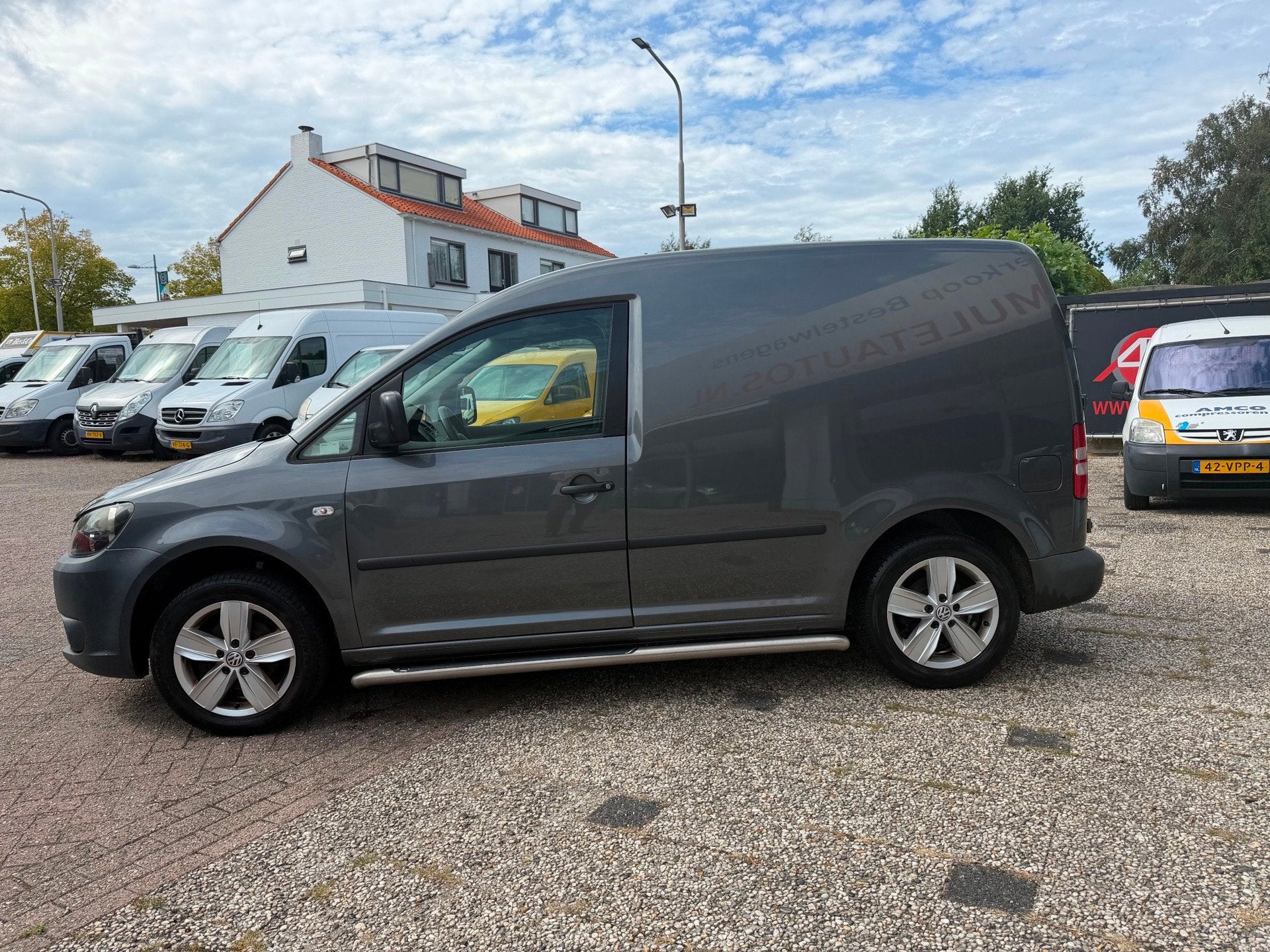 Volkswagen Caddy 1.6TDI,75kw/102pk,E5,Airco,8-2012, Voorwielaandrijving, Euro 5, Gebruikt, Zwart
