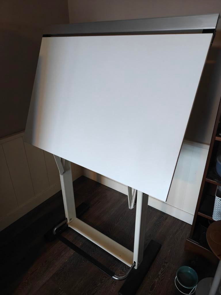 Gratis ophalen - Professionele tekentafel, Doe-het-zelf en Verbouw, Tekentafels, Ophalen, Gebruikt, 150 tot 170 cm