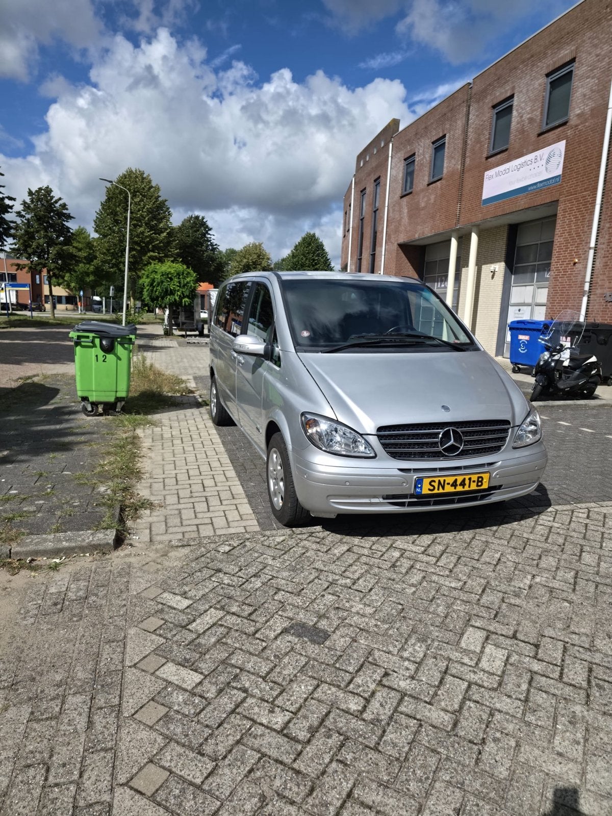 Mercedes-Benz Mercedes 2004 Grijs, Auto's, Voorwielaandrijving, Euro 5, Overige carrosserieën, 255 €/maand
