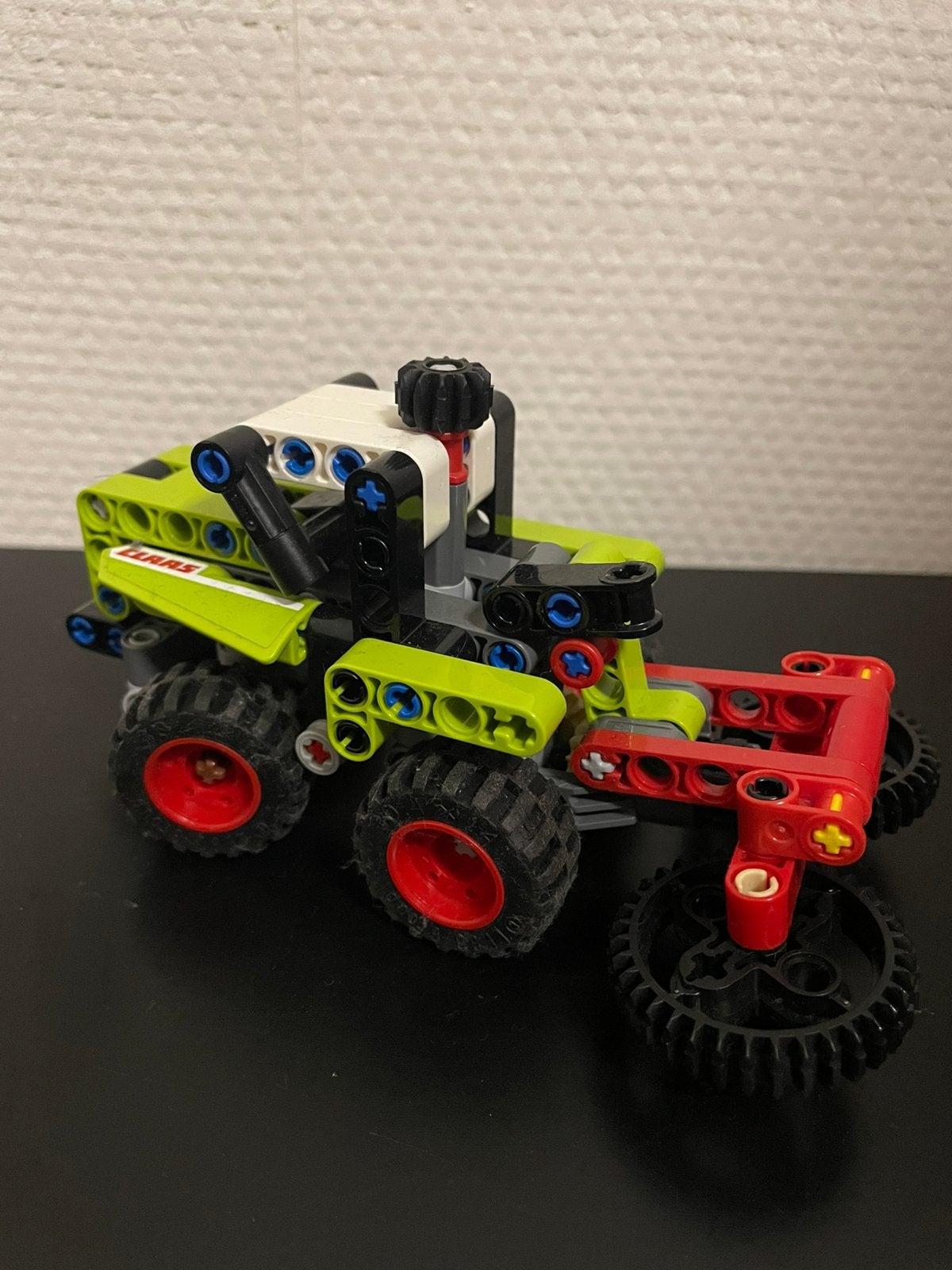 Lego Technic mini Claas 42101, Ophalen of Verzenden, Zo goed als nieuw