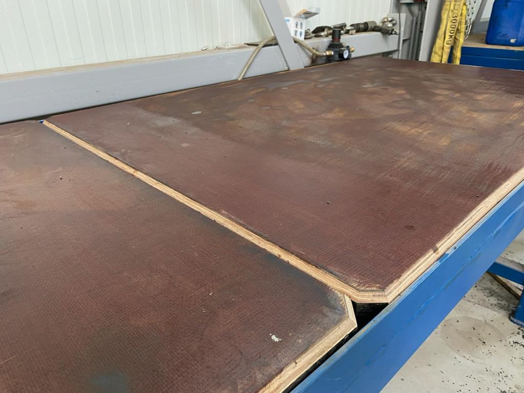 Robuuste Steenschotten - Tafelblad of Werkbank, Doe-het-zelf en Verbouw, Ophalen, Gebruikt, 70 tot 120 cm