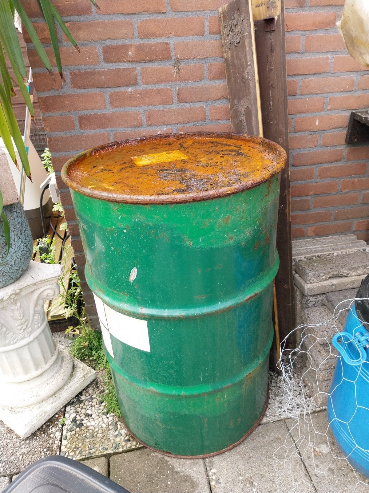Vuurton 200 liter inclusief brandhout, Ophalen, Gebruikt