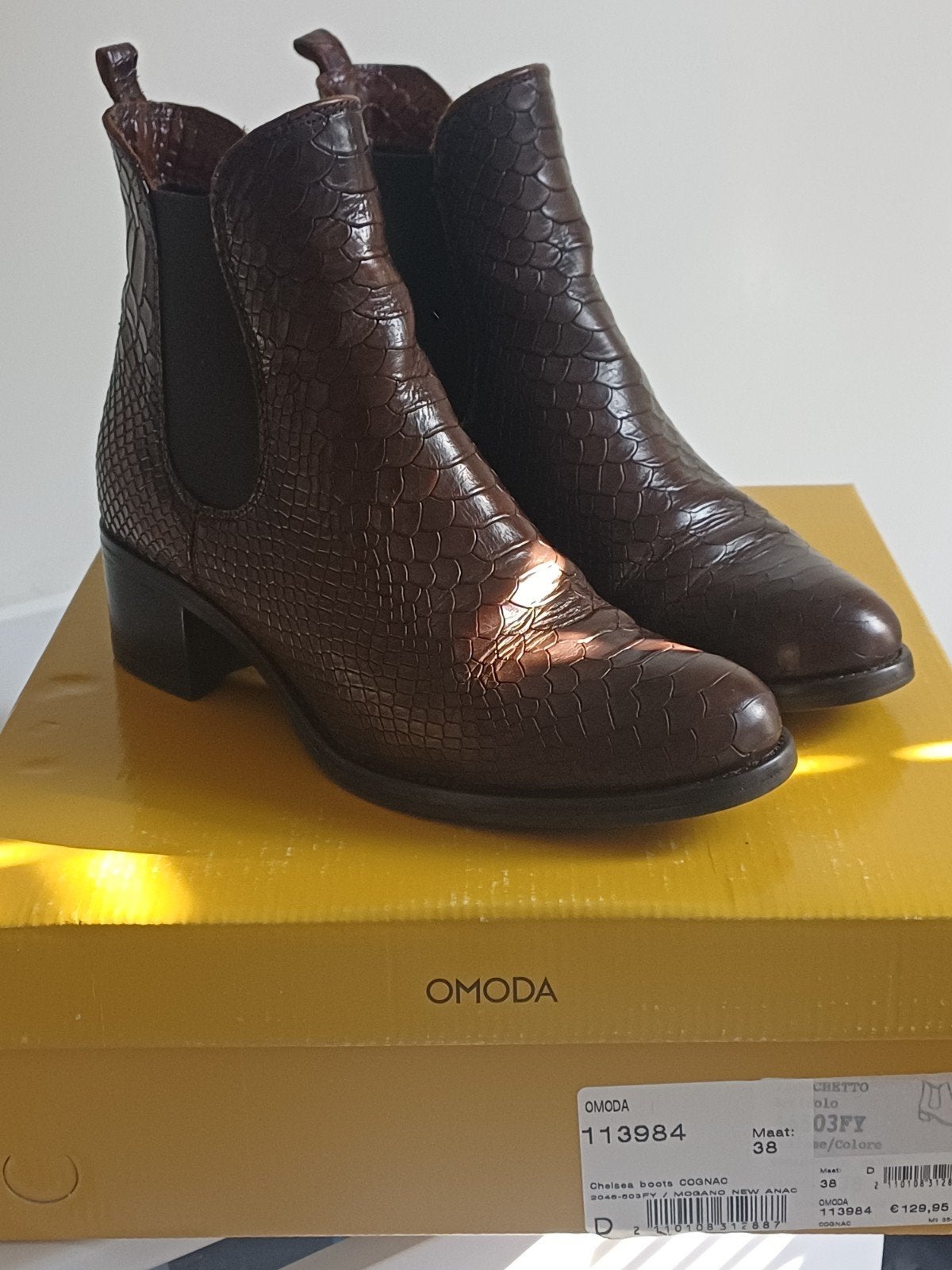 Enkellaarsje - Omoda donkerbruin maat 38, Kleding | Dames, Ophalen, Bruin, Omoda, Lage of Enkellaarzen