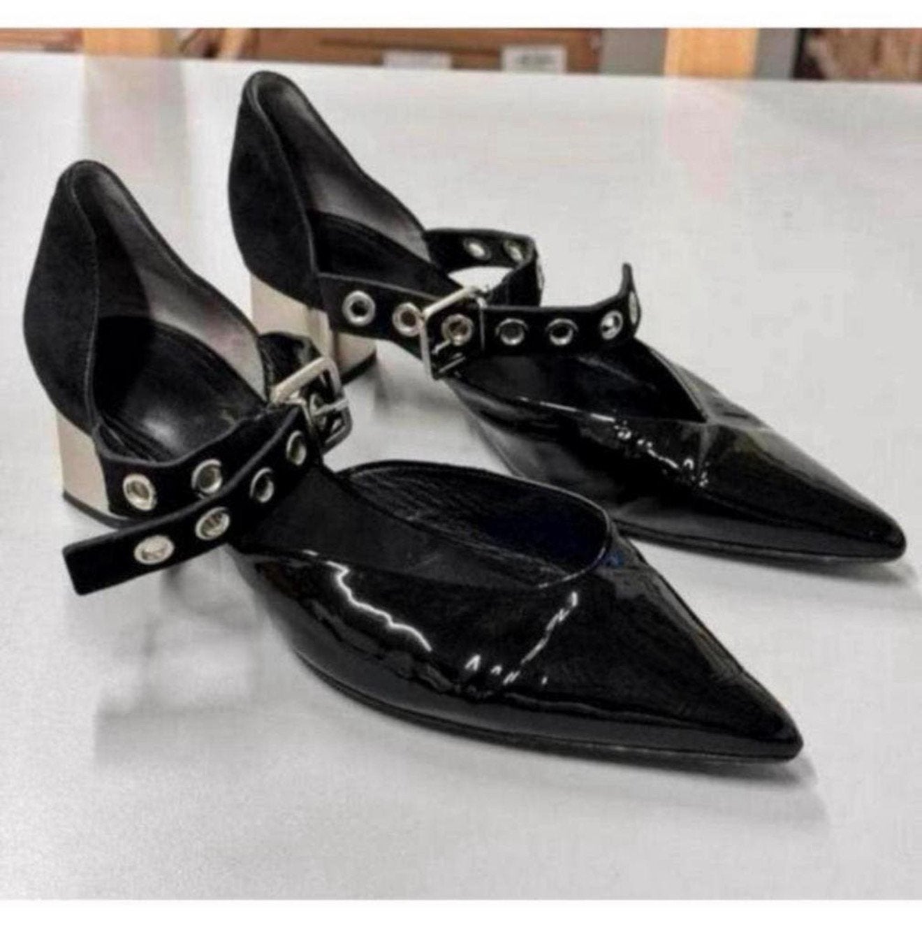 Robert Clergerie Paris Self Portrait Pumps hakken 39 lakleer, Pumps, Zwart, Ophalen of Verzenden, Zo goed als nieuw