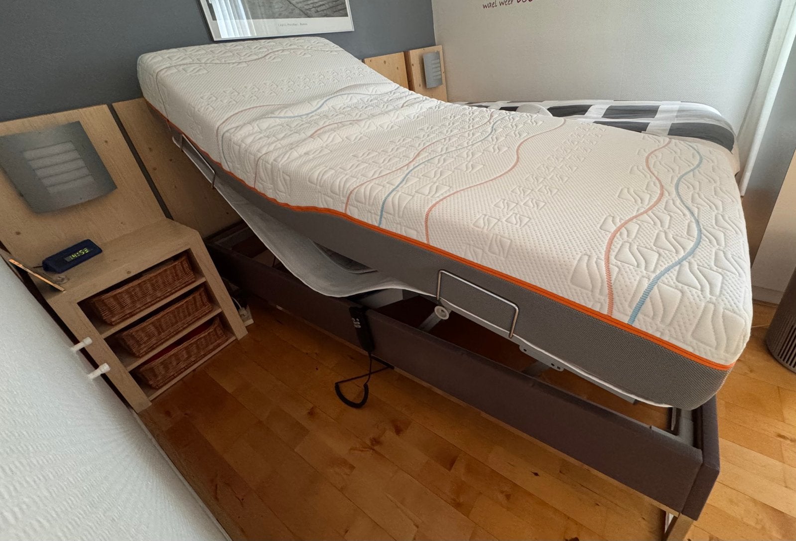 TEMPUR 2-persoons (2 x 90 cm)  elektrisch verstelbaar bed, Ophalen, Overige materialen, Tweepersoons, 180 cm