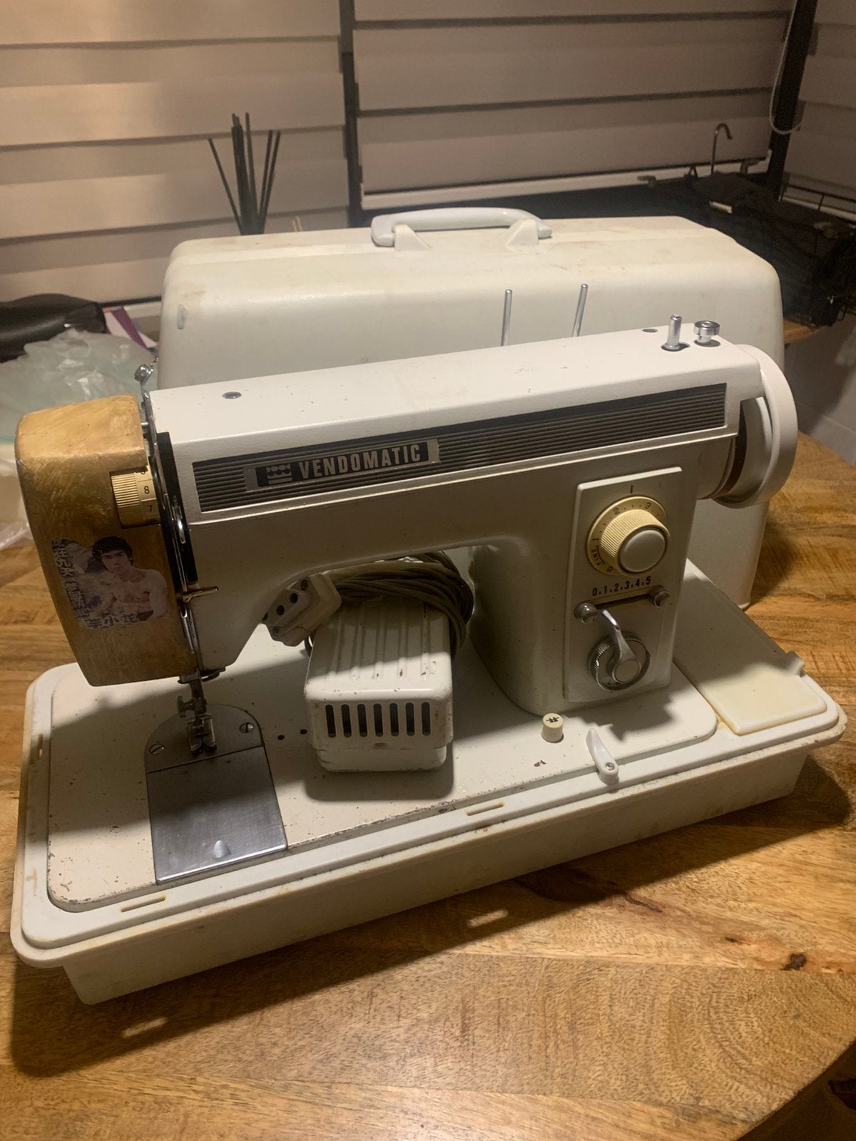 Naaimachine Vendomatic, Ophalen, Zo goed als nieuw, Naaimachine, Overige merken