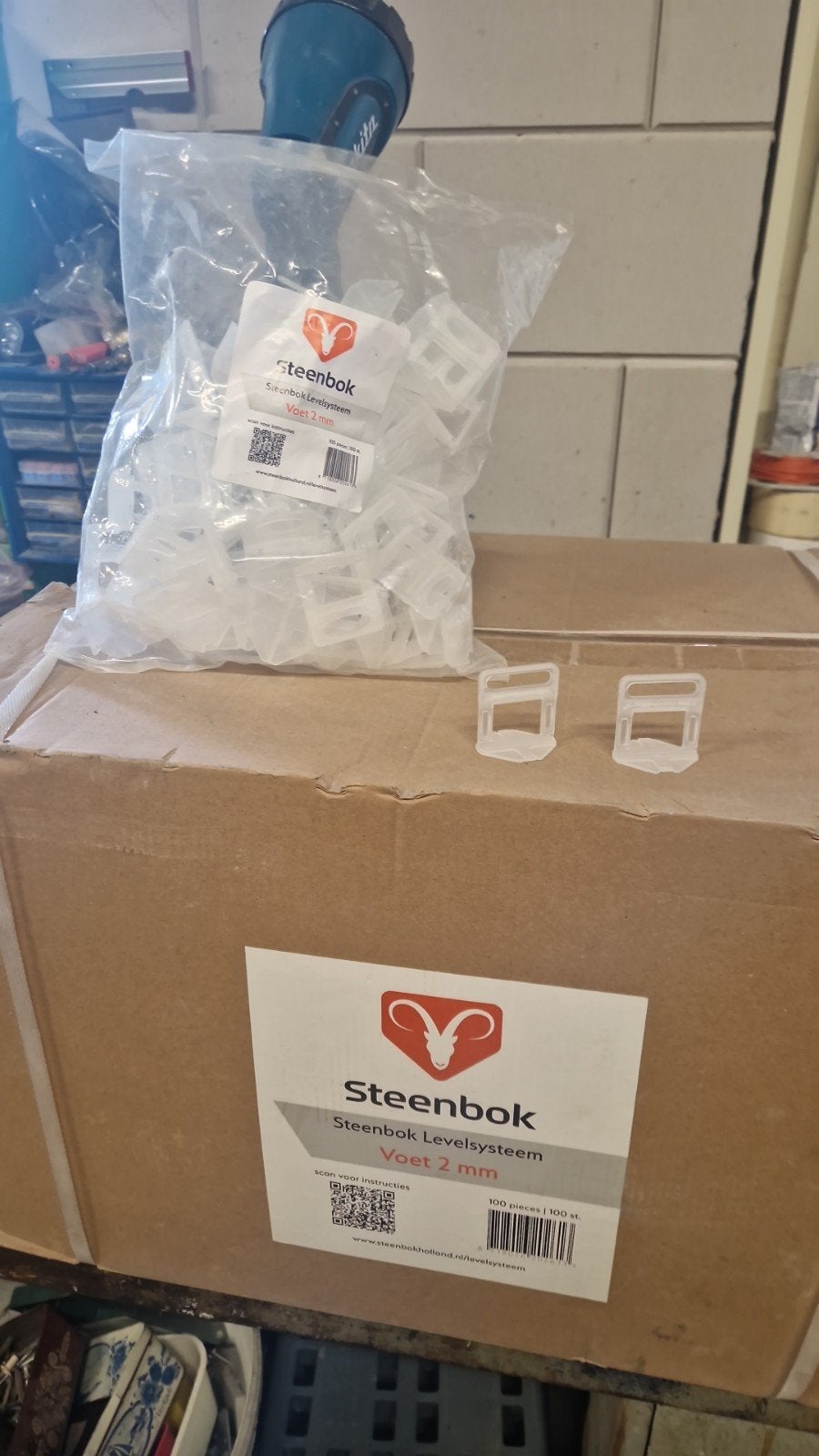 7000 stuk Steenbok Nivelleersysteem clips 2mm - 100 stuks, Nieuw, Minder dan 20 cm, Minder dan 5 m², Wandtegels