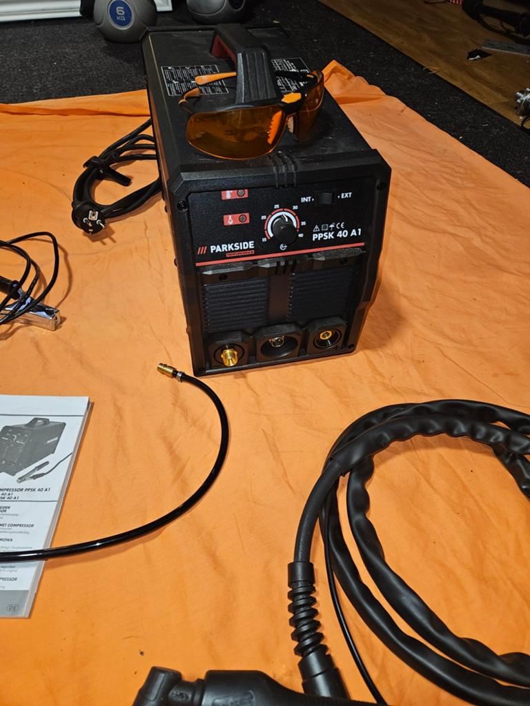 Parkside performance PPSK 40 A1 Plasma Cutter met Compressor, Ophalen of Verzenden, Zo goed als nieuw, Minder dan 150 ampère, Overige typen
