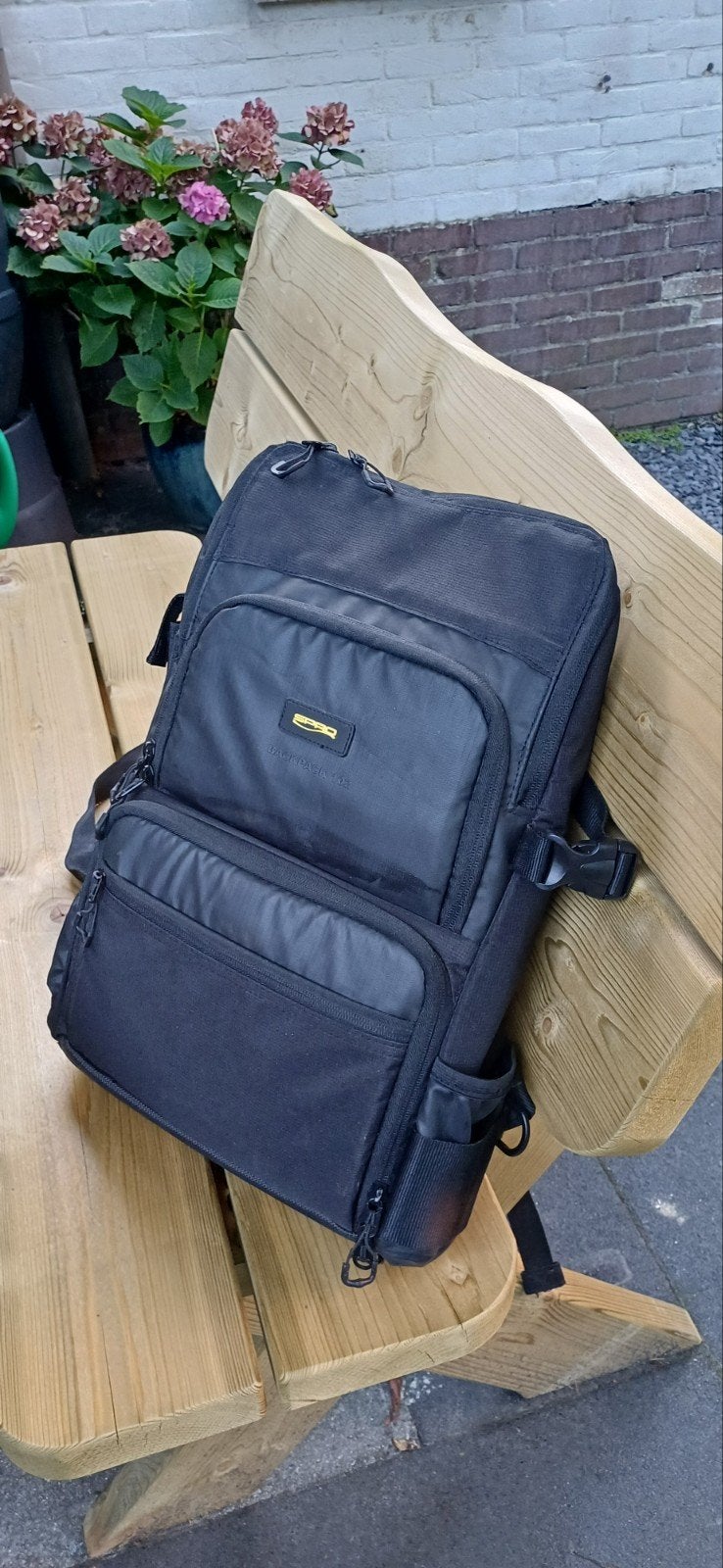 Spro roofvis tackle rugtas met inhoud!, Ophalen of Verzenden, Zo goed als nieuw, Complete set