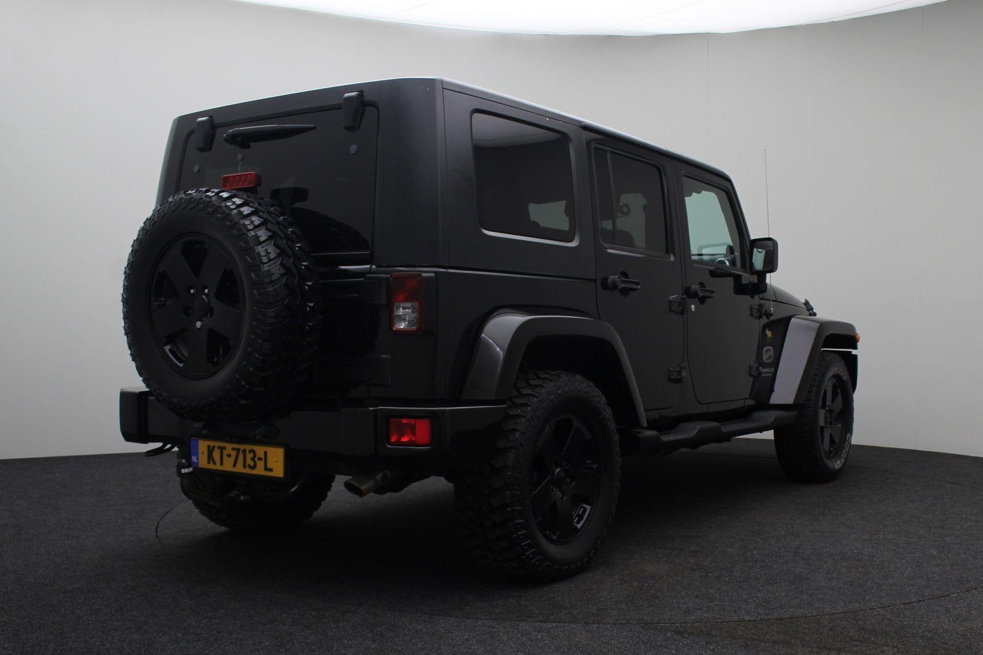 Jeep Wrangler Unlimited 2.8 CRD Sport 2010 Youngtimer | Soft, Automaat, Stof, Gebruikt, 4 cilinders