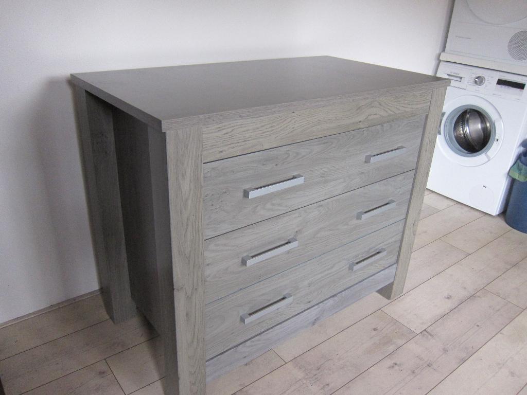 Grijze commode, type Dover van TWF, Ophalen, Gebruikt, 50 tot 70 cm, 100 cm of meer
