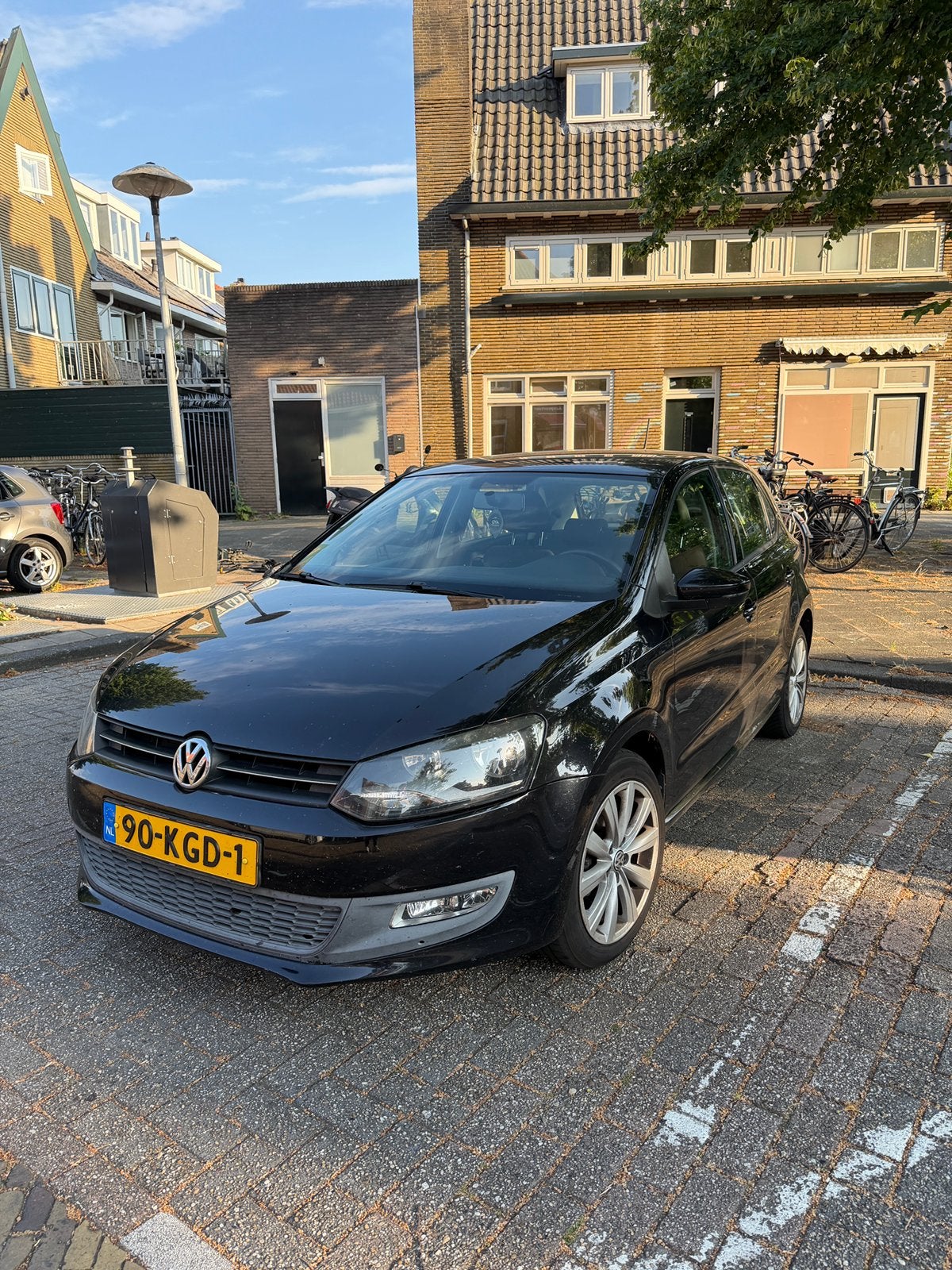 Volkswagen Polo 1.4 Zwart, Auto's, Volkswagen, Voorwielaandrijving, 970 kg, 40 €/maand, 4 cilinders