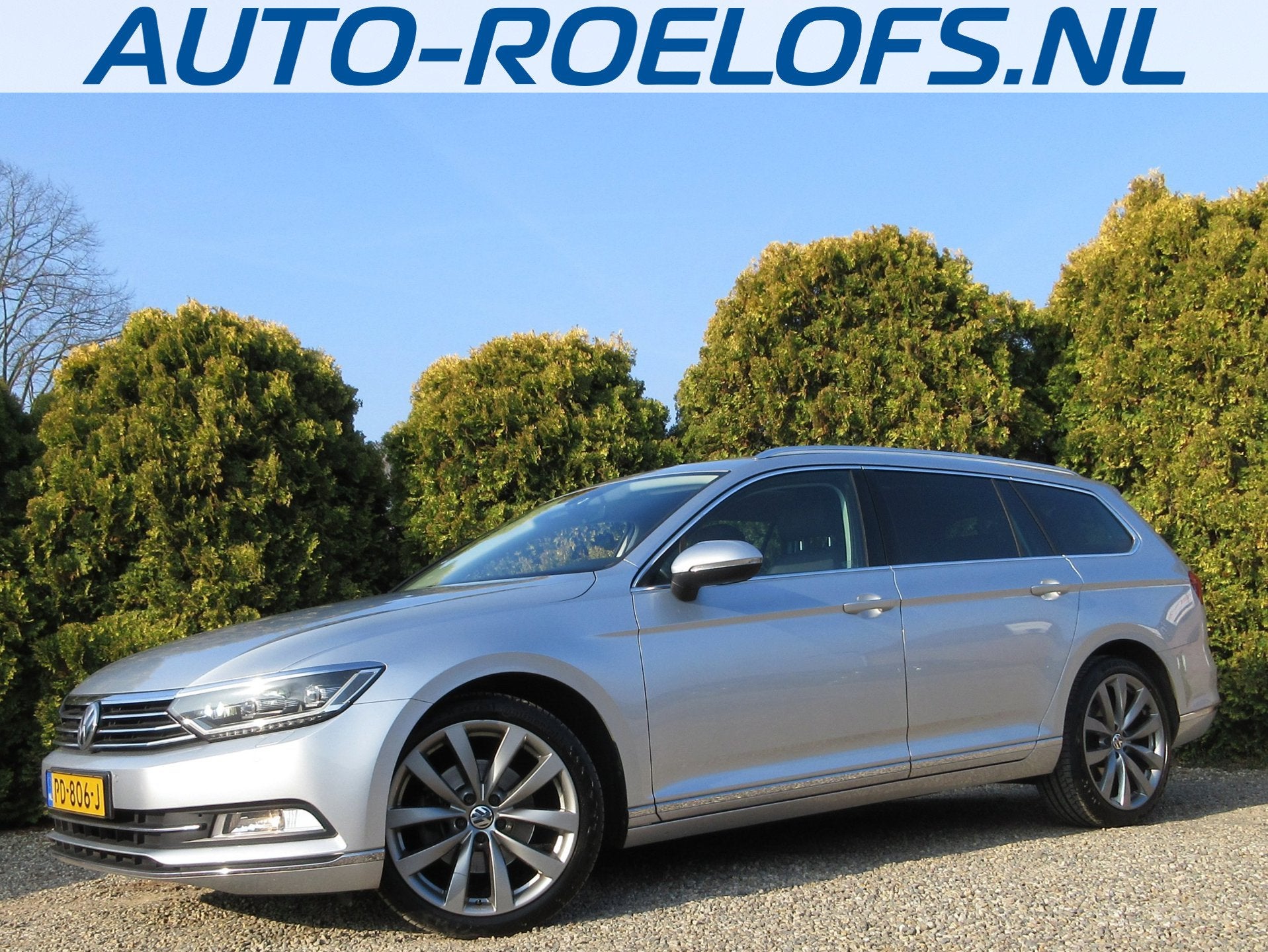Volkswagen Passat Variant 1.6 TDI Connected + * Panorama *, Auto's, Gebruikt, 4 cilinders, Origineel Nederlands, Te koop