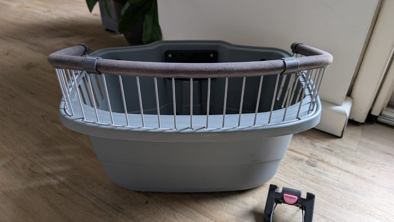 Hondenfietsmand ( Fast Rider) met twee Klickfix adapters, Verzenden, Zo goed als nieuw