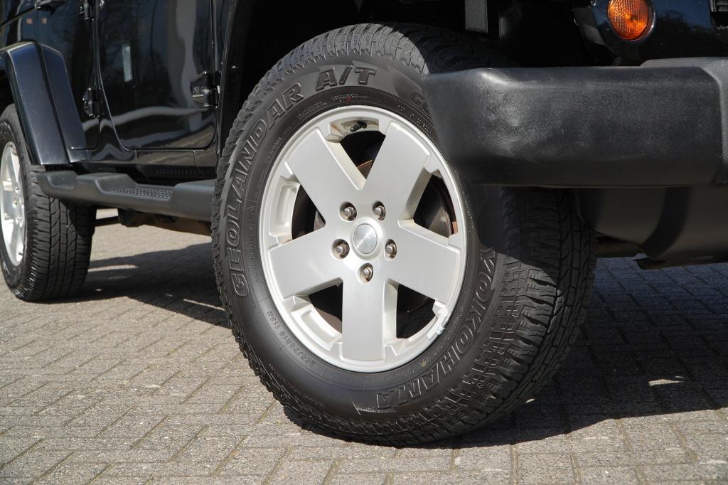 Jeep Wrangler Unlimited 3.6 V6 Automaat Sahara I hardtop I 1, 450 kg, Gebruikt, Zwart, Cabriolet