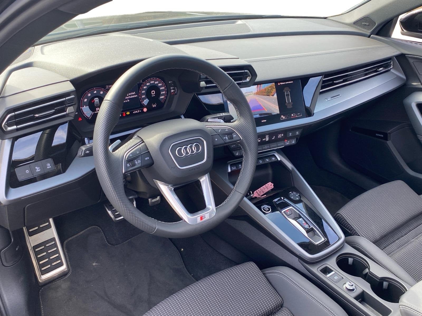 Audi A3 Sportback 35 TFSi m-Hybrid S-Tronic aut. S Edition |, 12 maanden, 1300 kg, 4 cilinders, Leder en Stof