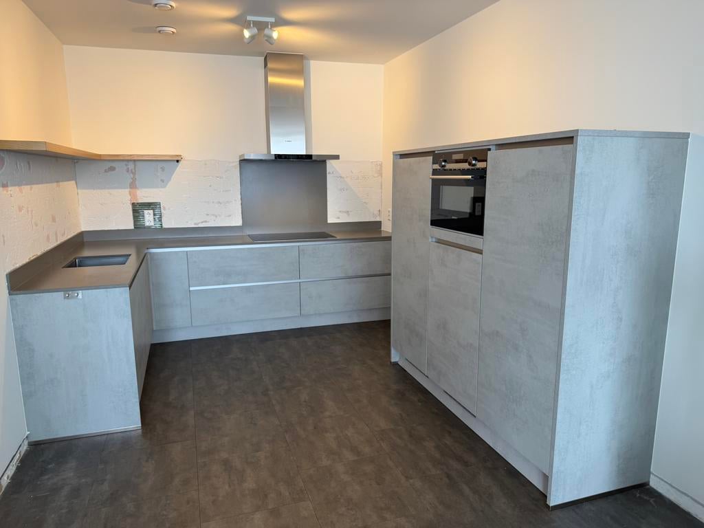 Complete Nette Keuken + Top Apparaten Bosch + GEDEMONTEERD, Ophalen of Verzenden, Zo goed als nieuw, Composiet, Hoekkeuken