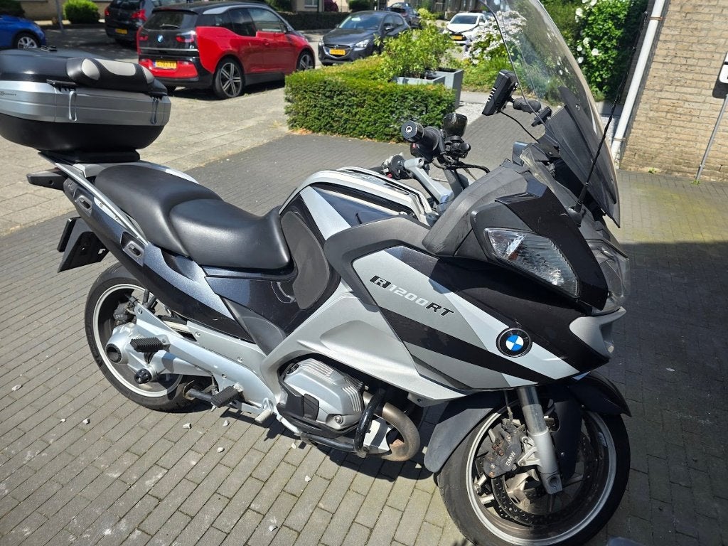 BMW R 1200 RT (Full Option) met CarPlay/Android Auto, Motoren, Motoren | BMW, 2 cilinders, Handvatverwarming, Gebruikt, 1170 cc