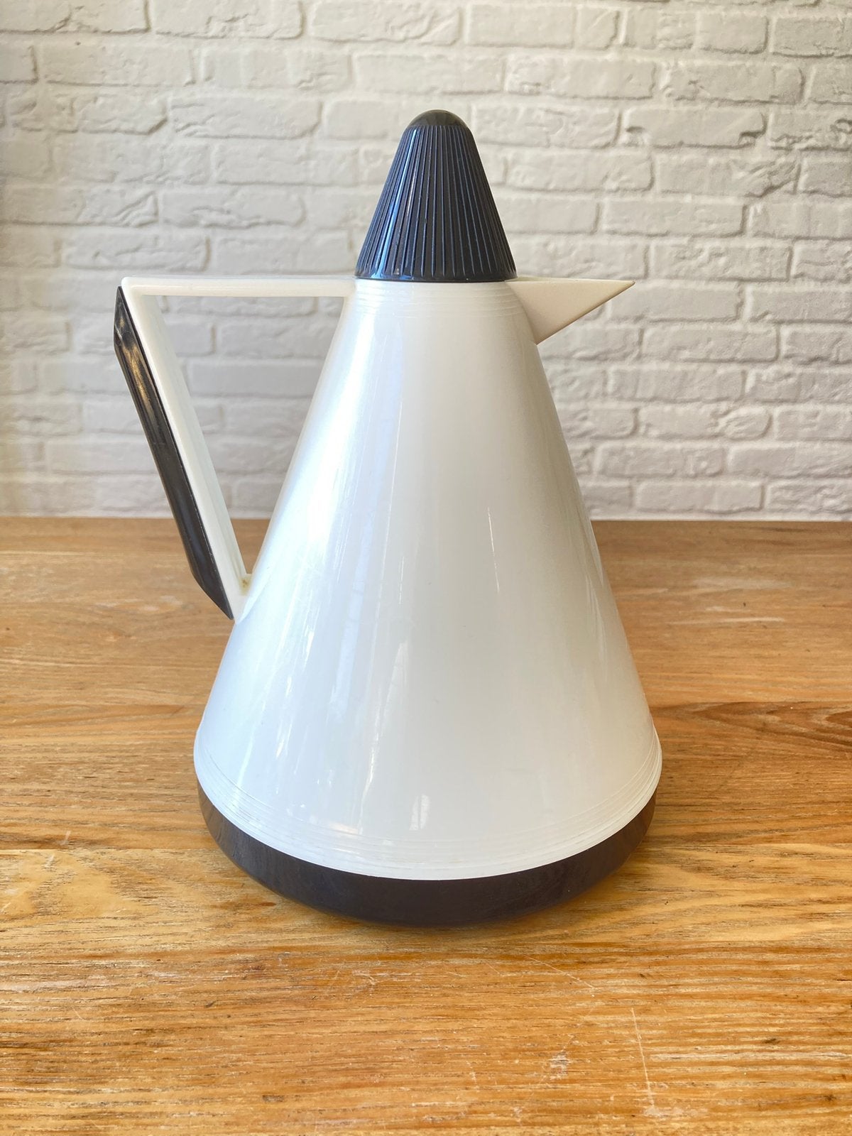 Iconisch Design thermoskan BMF Germany jaren 80, Huis en Inrichting, Overige typen, Kunststof, Ophalen of Verzenden, Zo goed als nieuw