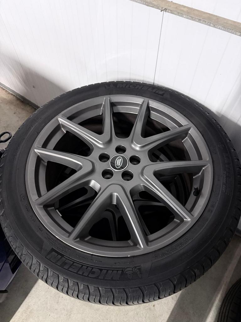 4x Velgen met banden Land Rover Velar Range Rover 265/45R21, Ophalen, Gebruikt, 265 mm, Banden en Velgen