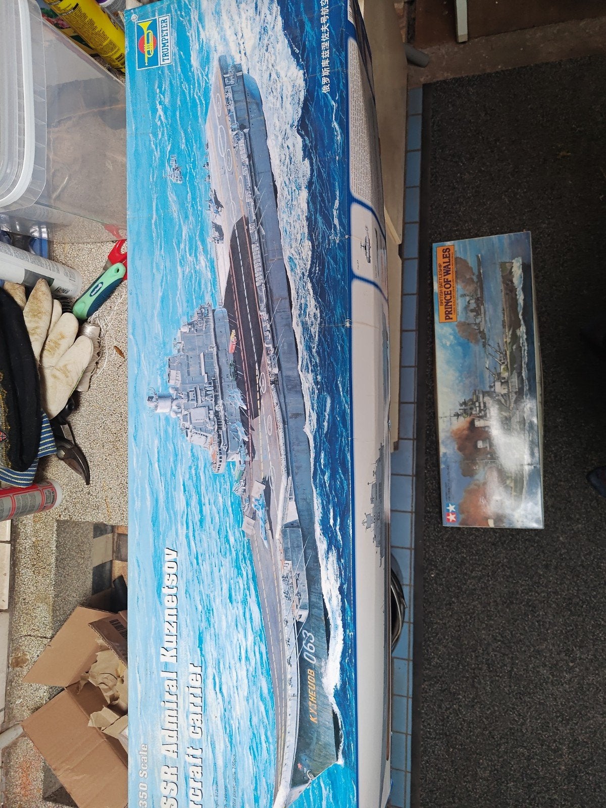 Trumpeter USS Admiral Kuznetsov Vliegdekschip Modelbouw, Hobby en Vrije tijd, Modelbouw | Boten en Schepen, Ophalen, Nieuw, 1:200 of kleiner