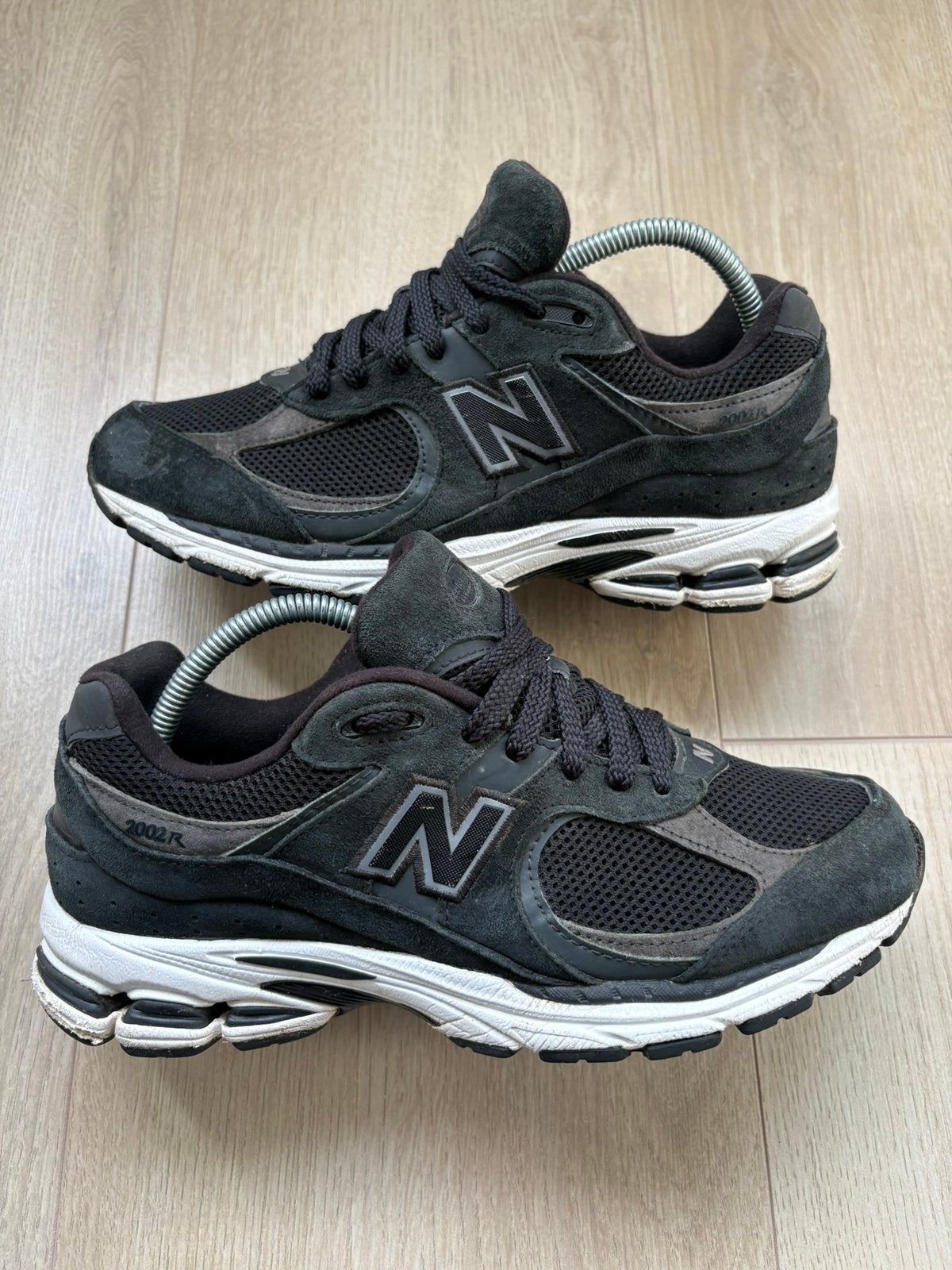 New Balance 2002R Black Gunmetal •EU 41.5, Zwart, Ophalen of Verzenden, Sneakers of Gympen, Zo goed als nieuw