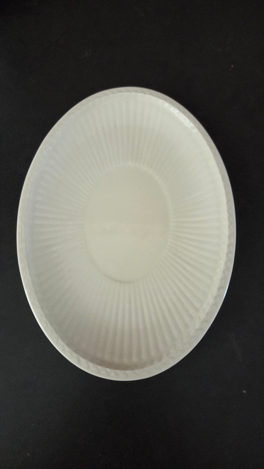 Wedgwood Edme ovaal schaaltje 22,5x16,5x1,5 cm, Ophalen of Verzenden
