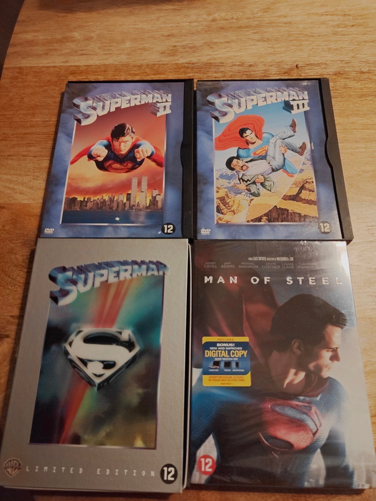 Superman DVD Collectie: Superman I, II, III & Man of Steel, Gebruikt, Actiethriller, Ophalen of Verzenden, Duits