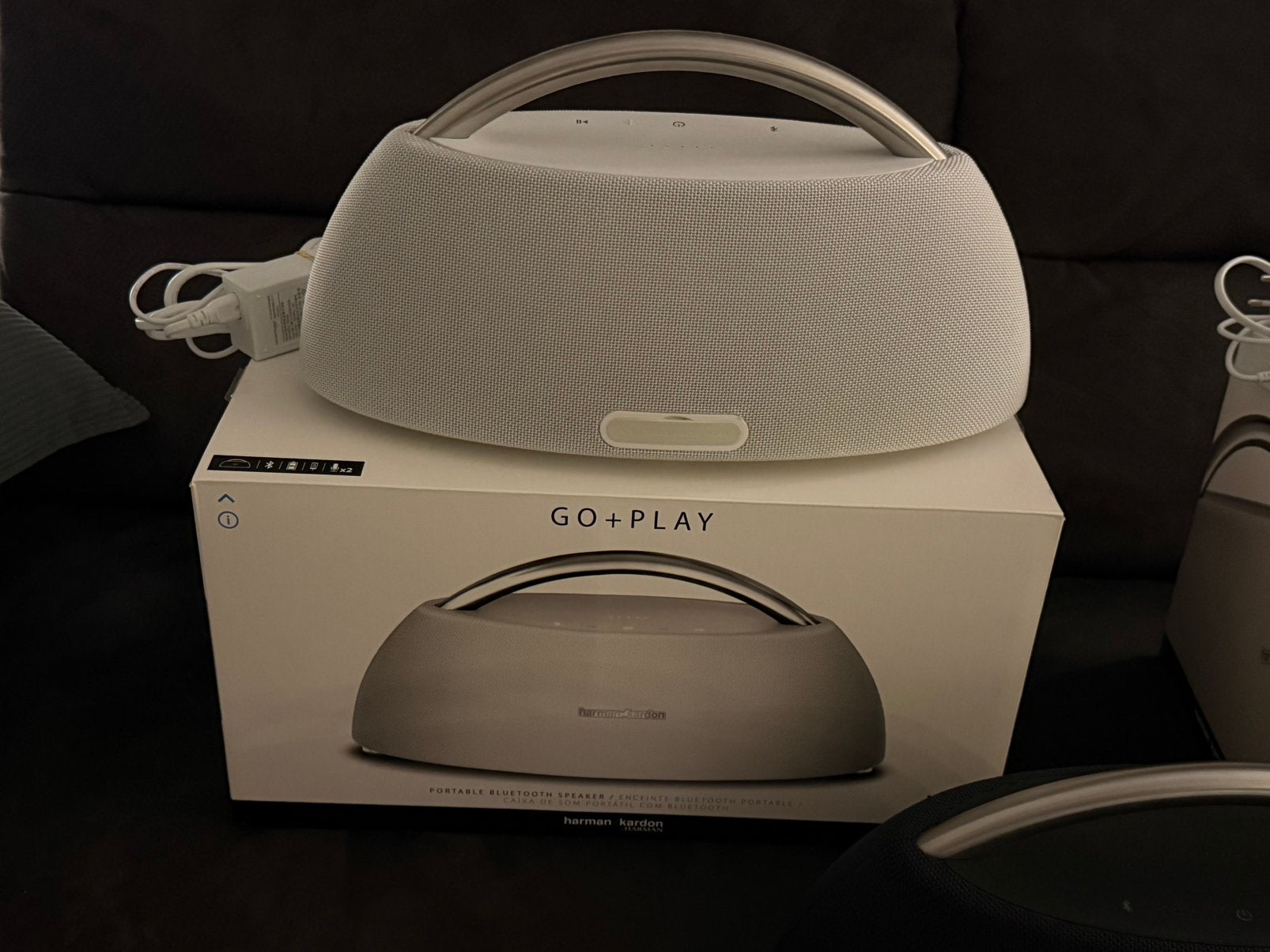 Foto 23 van 3 STUKS! Harman Kardon Go + Play Draagbare Bluetooth Speaker