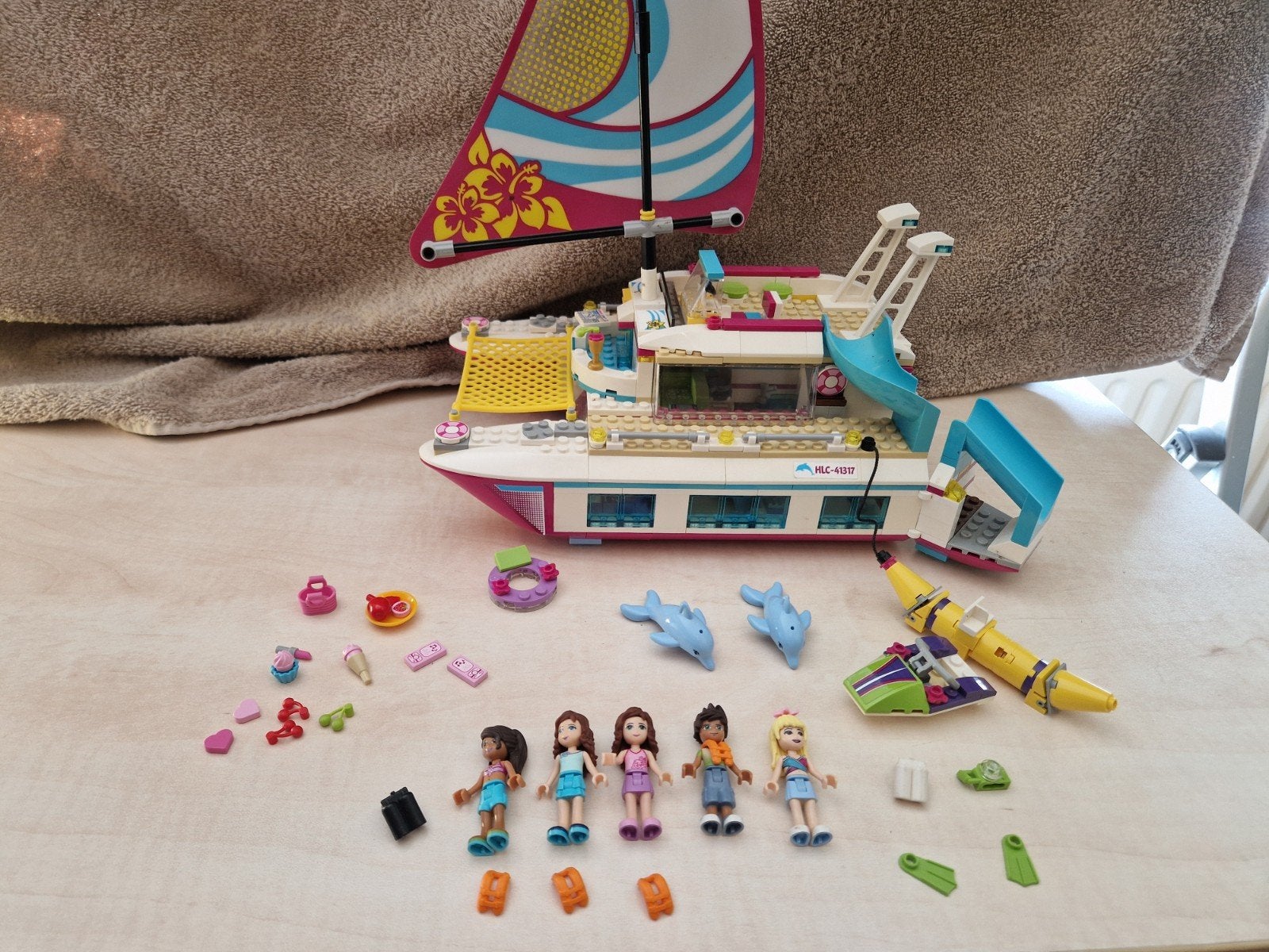 LEGO Friends Sunshine catamaran 41317
LE, Ophalen of Verzenden, Jongen of Meisje