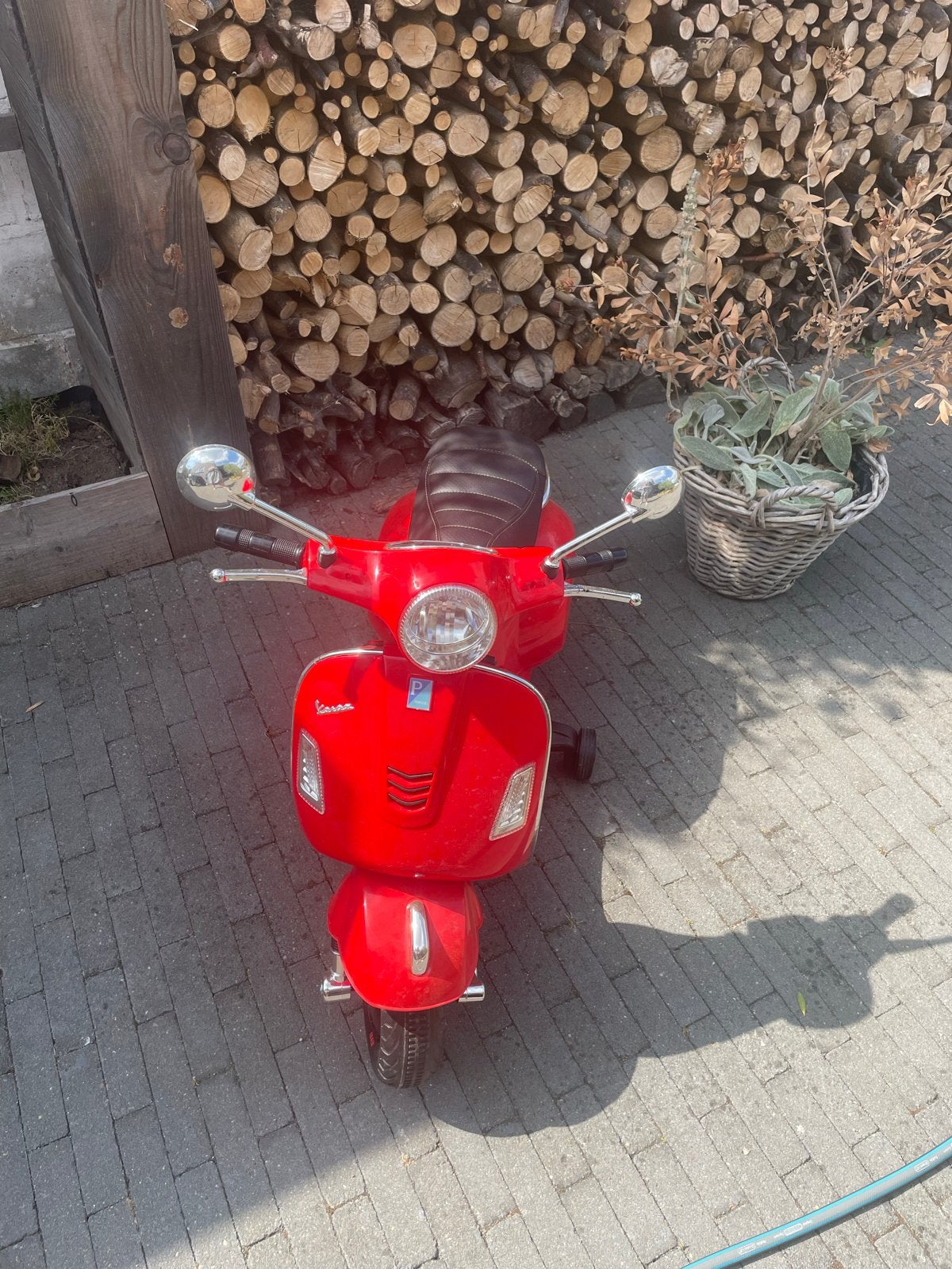 Rode elektrische scooter voor kinderen (oplader kwijt), Ophalen, Gebruikt, Overige typen