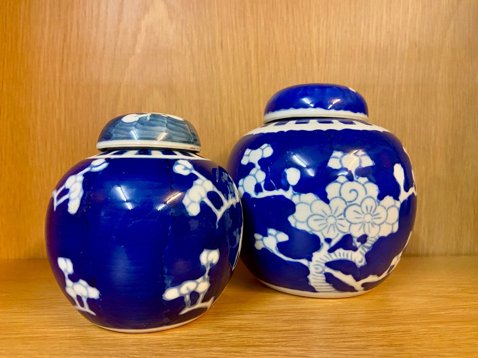 2x mooie vintage blauwe chinese gemberpotjes bloesem prunus, Ophalen of Verzenden