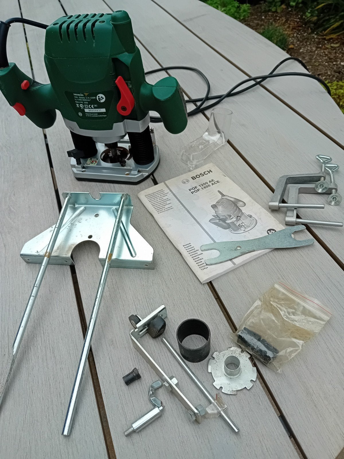 Bosch Bovenfrees POF 1200 AE met toebehoren, Ophalen, Gebruikt, Bovenfrees, Bosch