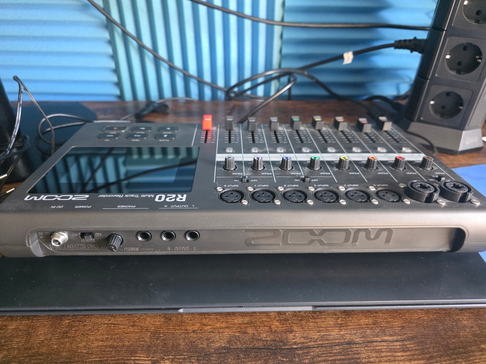 Zoom R20 Multi Track Recorder - Zo goed als nieuw, Muziek en Instrumenten, Ophalen of Verzenden, Zo goed als nieuw