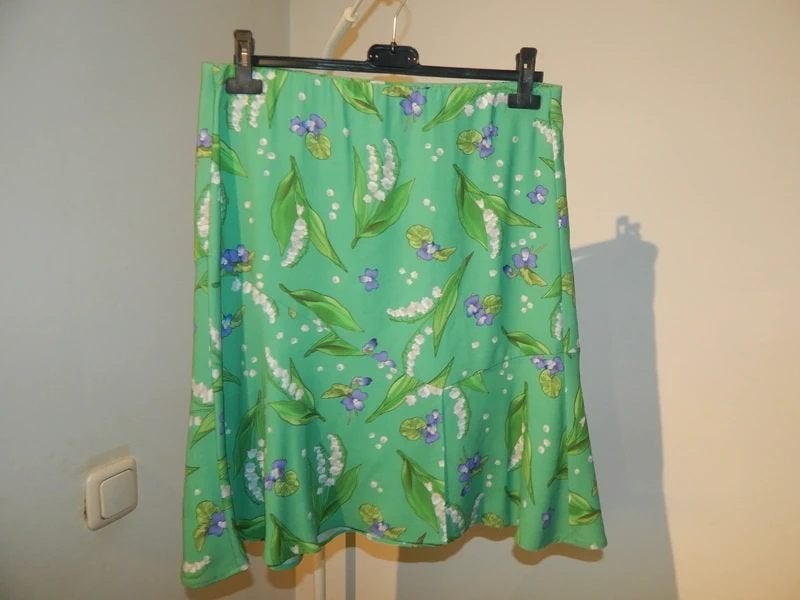 Marccain appeltjes groene rok print mooie kleuren N3, Kleding | Dames, Maat 38/40 (M), Verzenden, Zo goed als nieuw, Knielengte