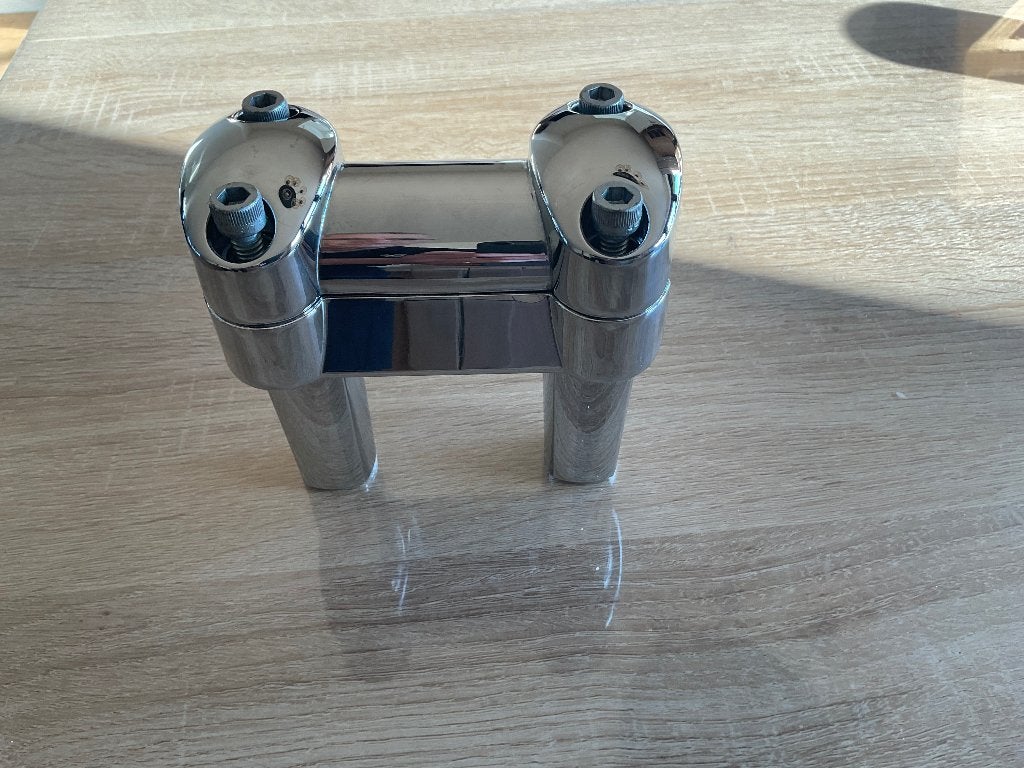 Originele HD riser 1”1/4 stuur, Ophalen of Verzenden