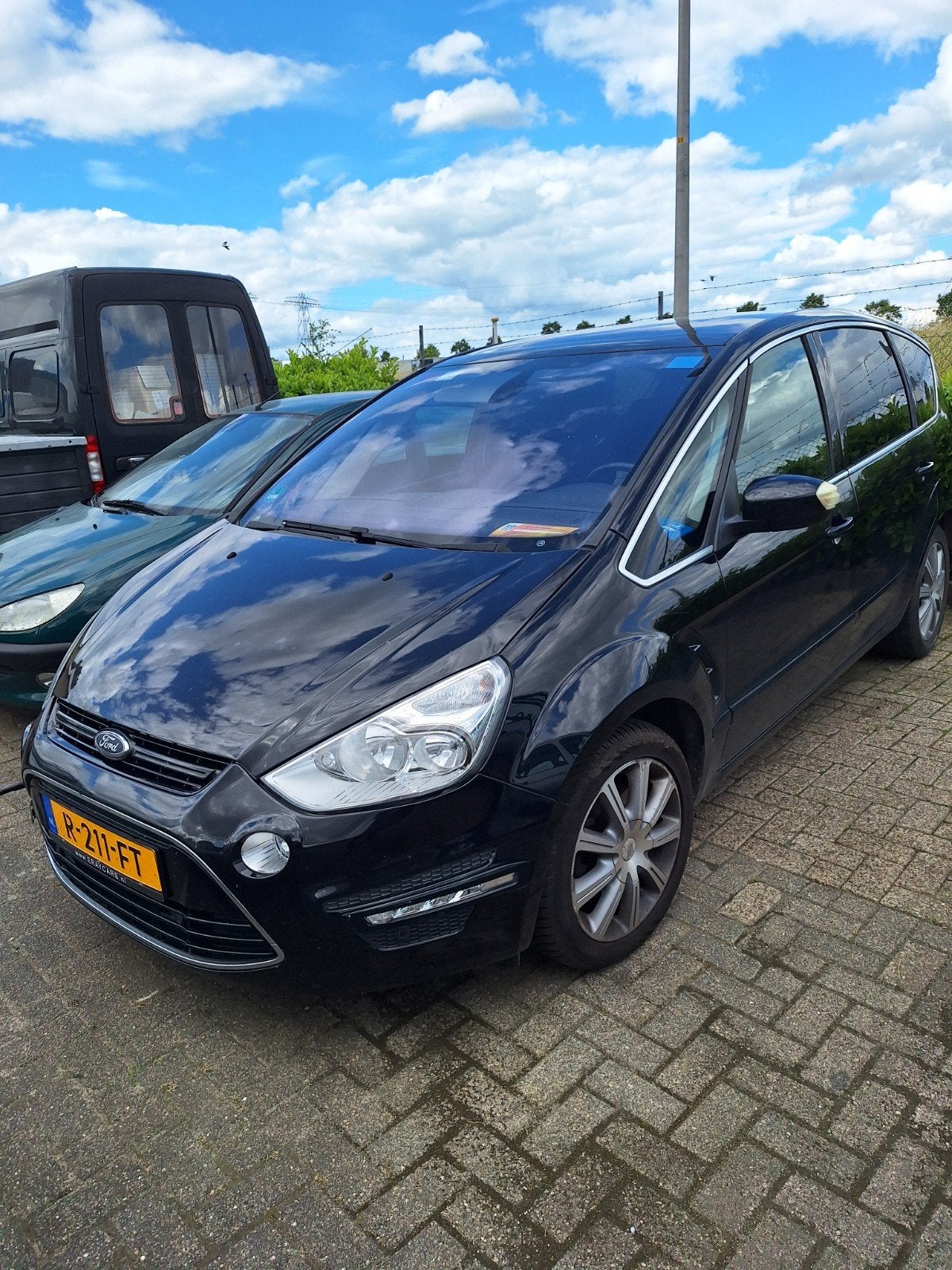 Ford S Max 2.0 Diesel aut moter schade voor loop of sloop, Auto's, Ford, Stof, 1800 kg, Zwart, 1589 kg