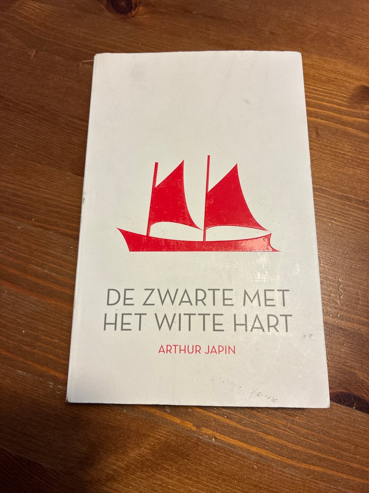 De Zwarte met het Witte Hart - Arthur Japin, Ophalen of Verzenden, Gelezen, Nederland