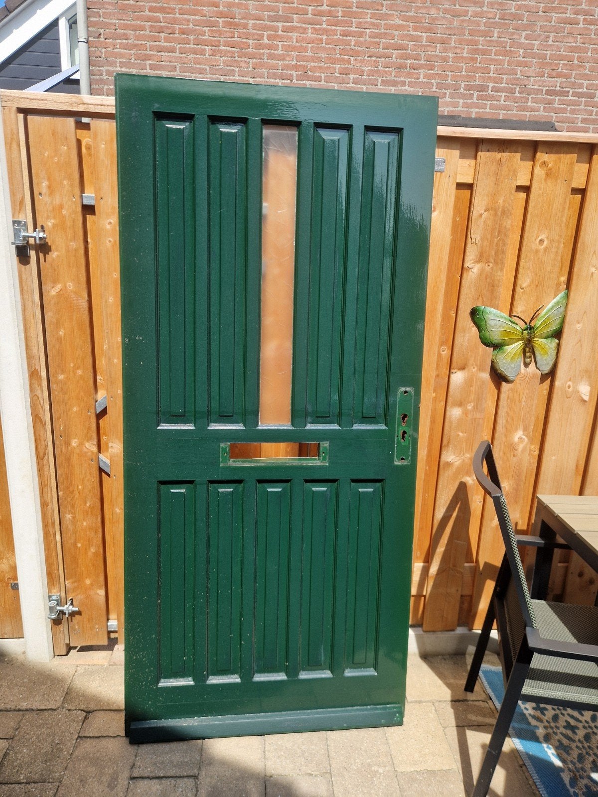 Massieve houten buitendeur met glas en brievenbus, Gebruikt, 80 tot 100 cm, Ophalen of Verzenden, Buitendeur