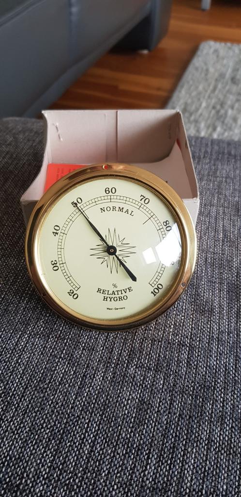 hygrometer, Ophalen