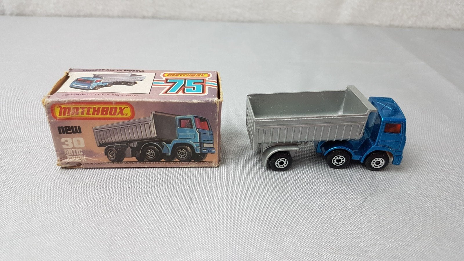 Matchbox Superfast 30 Artic Truck met doosje, Ophalen of Verzenden, Gebruikt