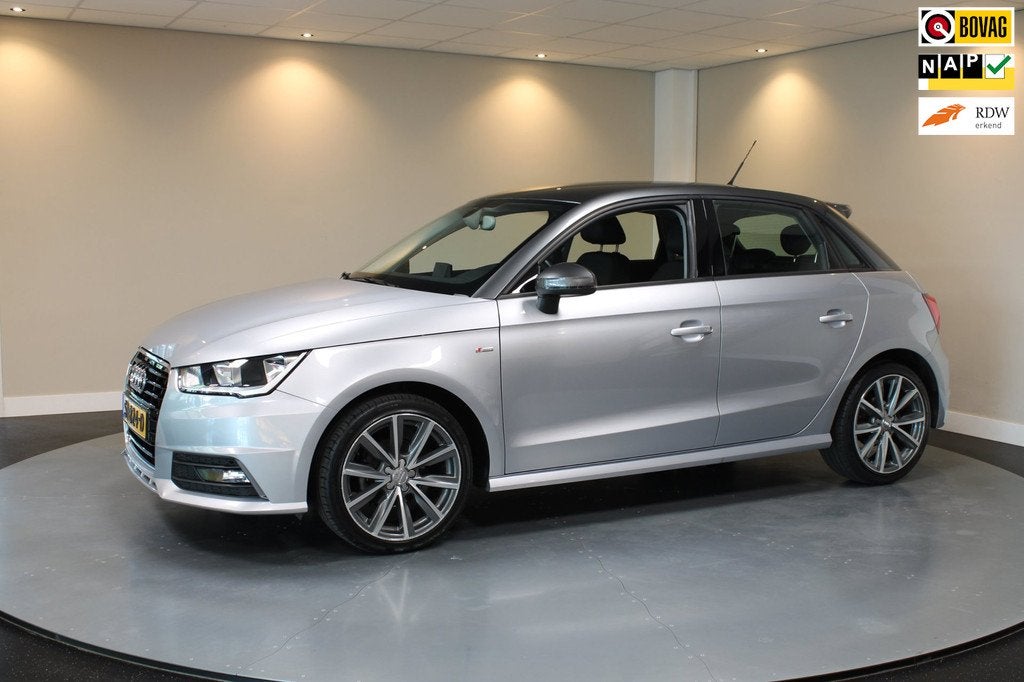 Audi A1 Sportback 1.0 TFSI Adrenalin *S-Line* Stoelverw.|Cru, Auto's, Audi, Voorwielaandrijving, Euro 6, 95 pk, 4 stoelen