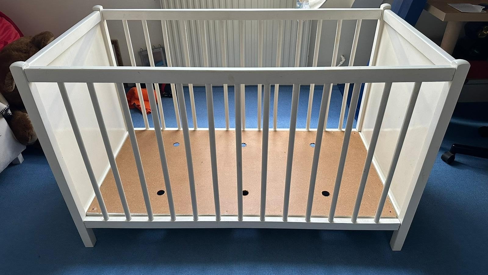 Kinderbedje met verstelbare matrasplank - Zeist, Ophalen of Verzenden