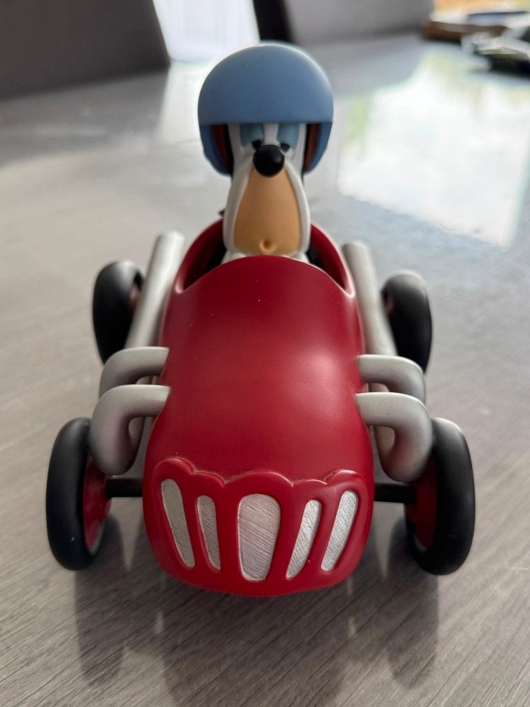 Droopy in Red Car, Verzenden, Overige figuren, Gebruikt, Beeldje of Figuurtje
